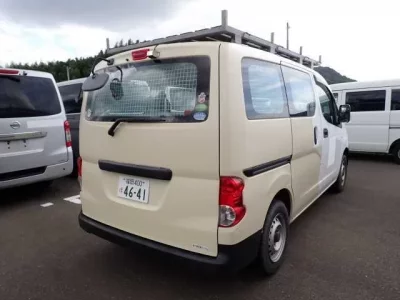 Mitsubishi DELICA