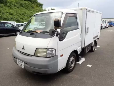 Mitsubishi DELICA TRUCK
