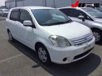 Toyota RAUM