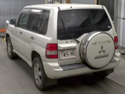 Mitsubishi PAJERO IO