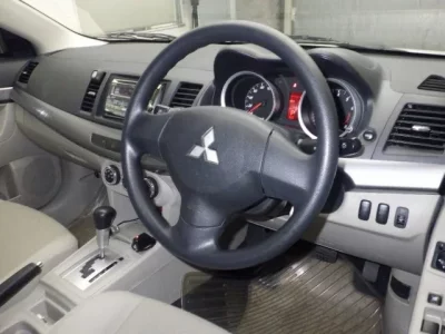 Mitsubishi GALANT FORTIS