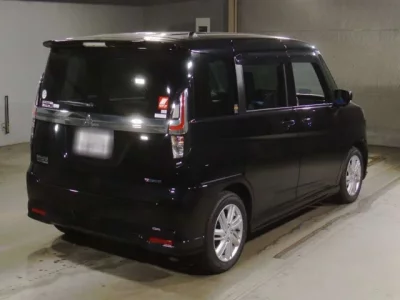 Mitsubishi DELICA D2