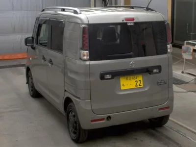 Suzuki SPACIA BASE