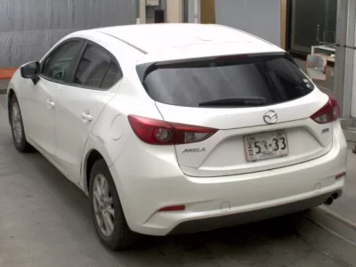 Mazda AXELA