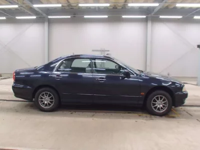 Mitsubishi DIAMANTE