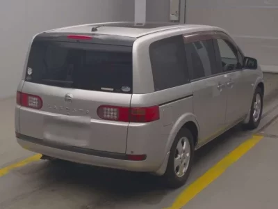 Nissan LAFESTA