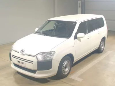 Toyota SUCCEED