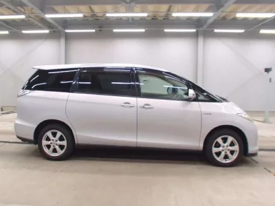 Toyota ESTIMA HYBRID