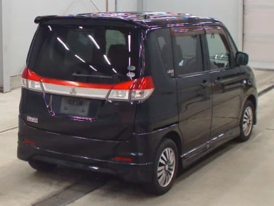 Mitsubishi DELICA D2