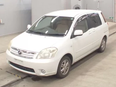 Toyota RAUM