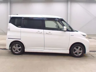 Mitsubishi DELICA D2