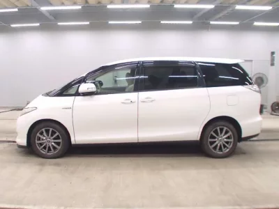 Toyota ESTIMA HYBRID