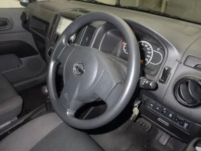 Nissan AD