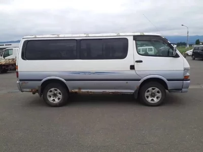 Toyota HIACE VAN