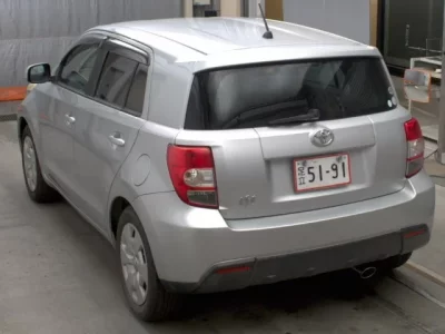 Toyota IST