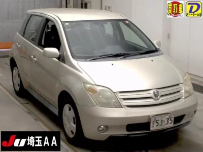 Toyota IST