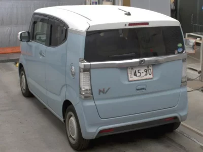 Honda N BOX SLASH