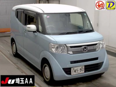 Honda N BOX SLASH