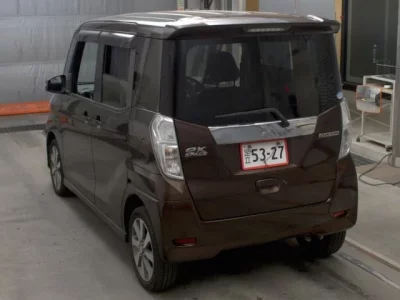 Mitsubishi EK SPACE