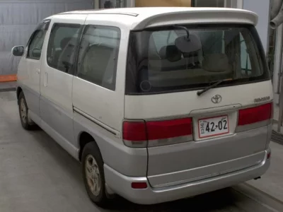 Toyota HIACE REGIUS