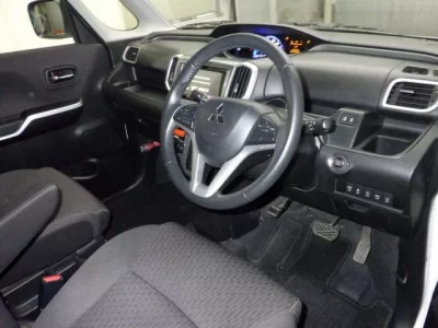 Mitsubishi DELICA D2