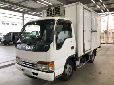 Isuzu ELF