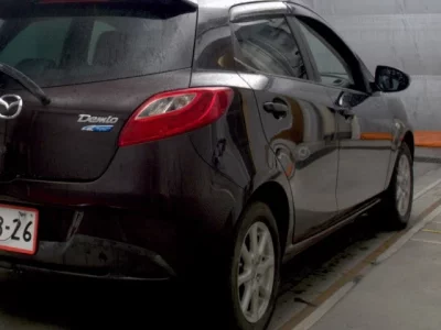 Mazda DEMIO