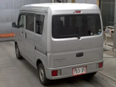 Mitsubishi MINICAB VAN