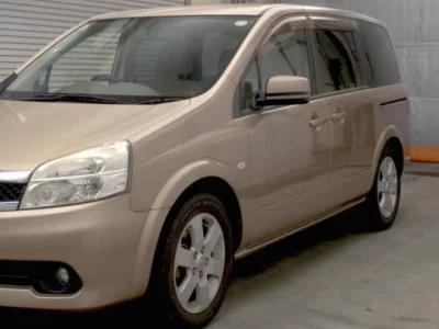 Nissan LAFESTA