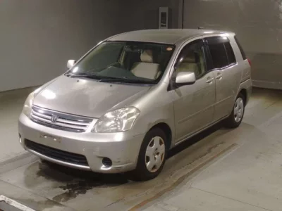 Toyota RAUM