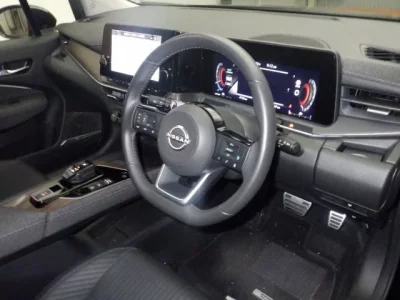 Nissan AURA