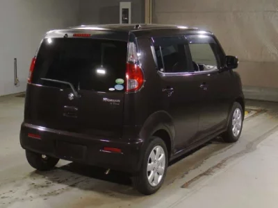 Suzuki MRWAGON