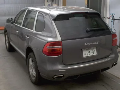 Porsche CAYENNE