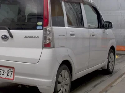 Subaru STELLA
