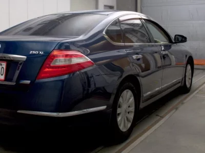 Nissan TEANA