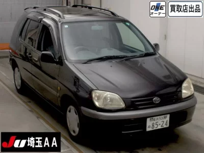 Toyota RAUM