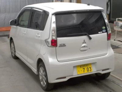 Mitsubishi EK CUSTOM