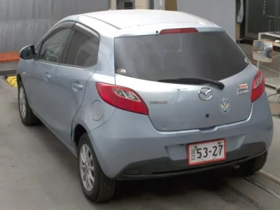 Mazda DEMIO