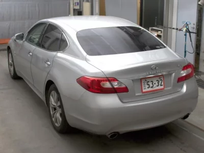 Nissan FUGA