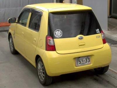 Daihatsu Esse