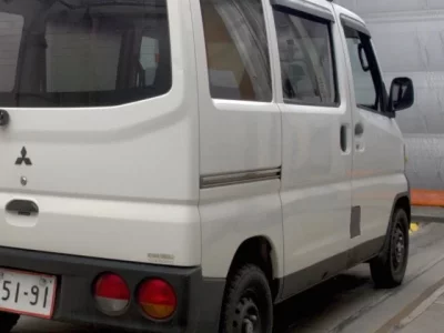 Mitsubishi MINICAB VAN