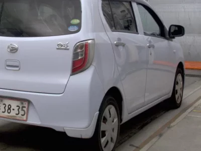 Daihatsu MIRA E S