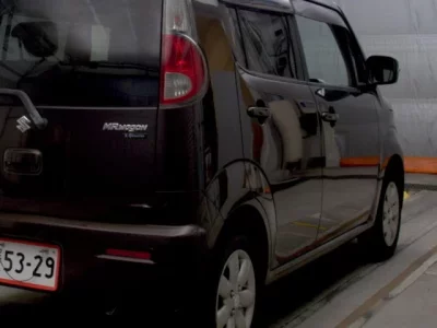 Suzuki MRWAGON