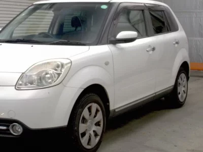 Mazda VERISA