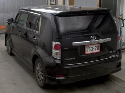 Toyota COROLLA RUMION