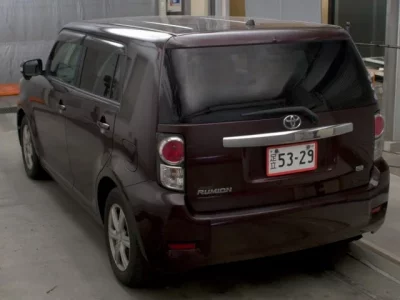 Toyota COROLLA RUMION