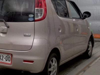Suzuki MRWAGON
