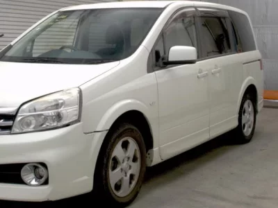 Nissan LAFESTA