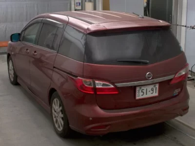 Nissan LAFESTA