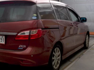Nissan LAFESTA